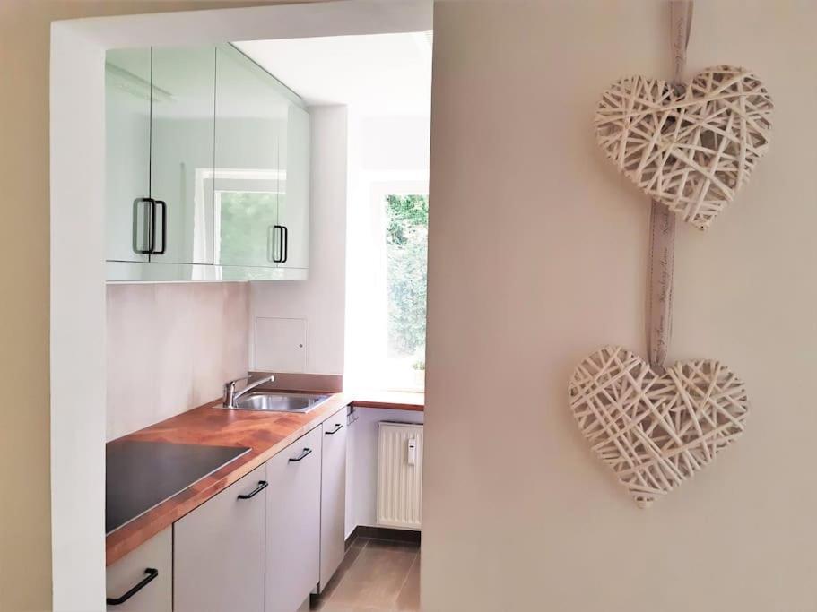 Apartment + :-) Be In + :-) Be In Munich
